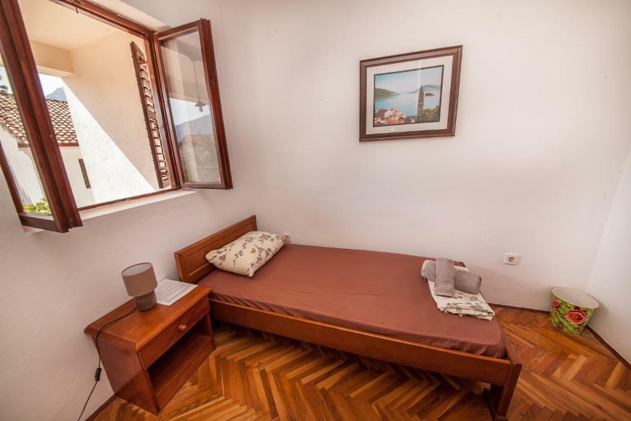 קוטור Alex Guesthouse מראה חיצוני תמונה